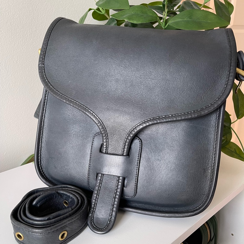 Vintage Coach Navy Courier